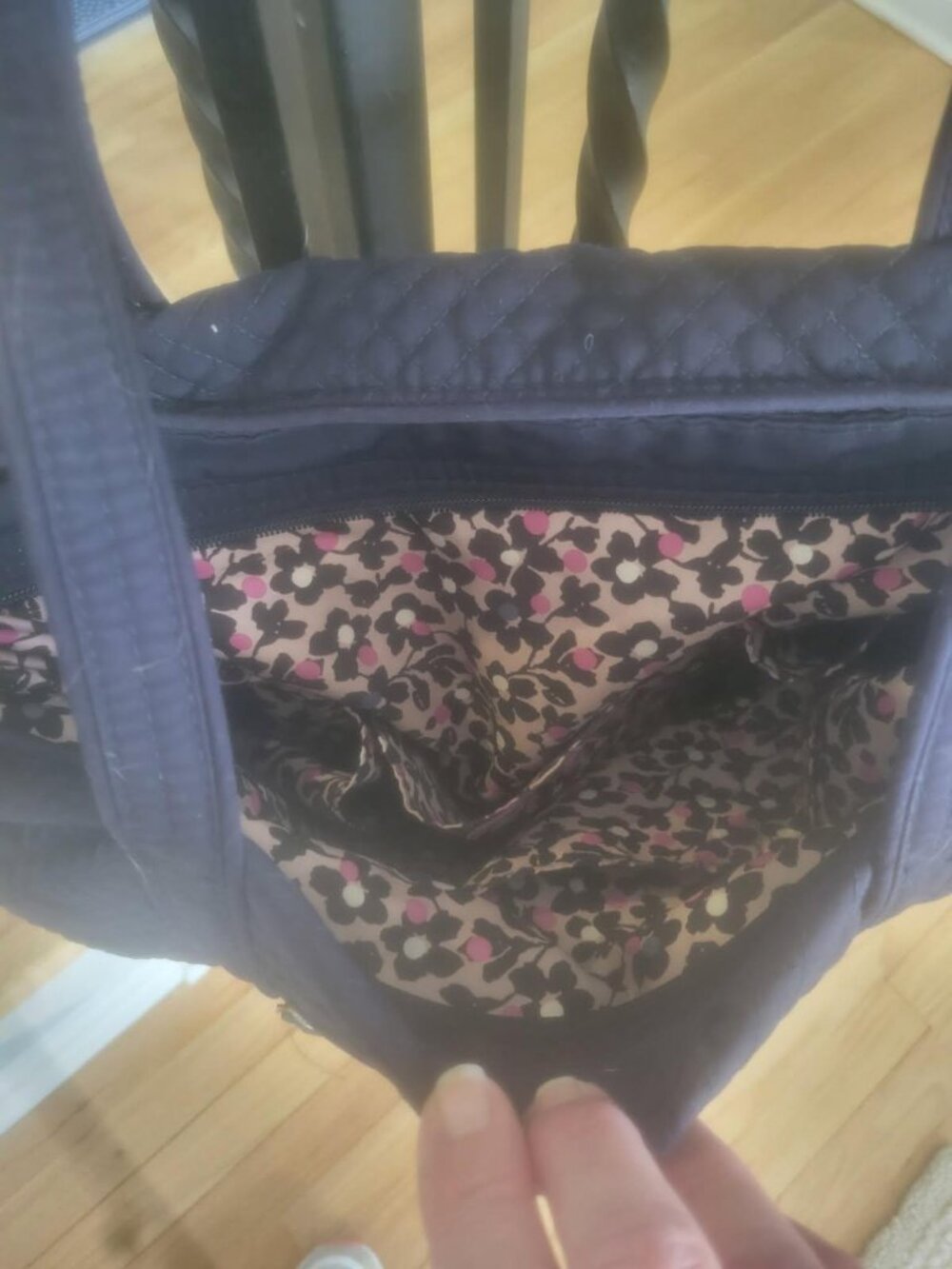 Vera Bradley Tote - Picture 3 of 3